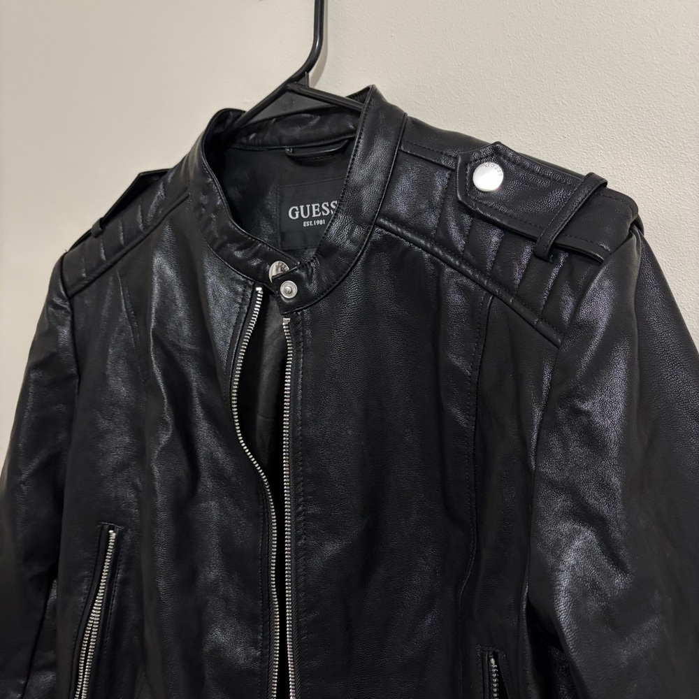 Guess Women's Sleek Black Leather Style Jacket Women’s Large - Picture 2 of 10